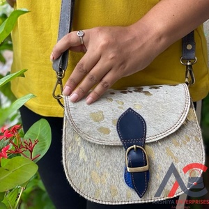 Nuevo bolso cruzado de cuero de vaca genuino metálico con pelo personalizado, bolsos de mano de cuero auténtico de lujo de alta calidad para mujer - Product Image 1