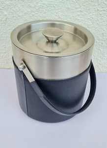 Cubo de hielo aislado ADORA con pinzas de hielo Diseño y logotipo personalizables de cuero negro duradero de alta calidad - Product Image 3