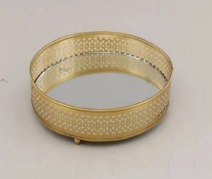 Solid Metal <b>Gold</b>-Colored Serving <b>Tray</b> with Handle for Home Restaurant Hotel Decorative Use - Product Image 4
