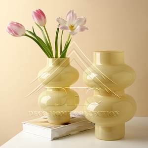 Vases décoratifs à fleurs en métal de qualité supérieure avec différentes formes artistiques audacieuses et créatives finies enduites de poudre de couleur - Product Image 6