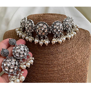 6 colliers choker Kundan blancs avec zircon pour les occasions de mariage - Product Image 6