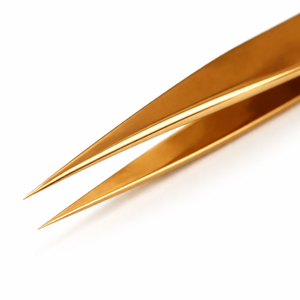 Pince à épiler professionnelle en acier inoxydable à pointe droite dorée pour extensions de cils – Outil d'isolation de précision à prise facile - Product Image 4