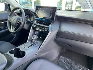 NUOVO 2025 TOYOTA VENZA XLE Trazione Integrale 4x4 Ibrida Premium Massima Ibrida Benzina/Elettrica V6 TURBO - TRASMISSIONE AUTOMATICA - Product Image 2