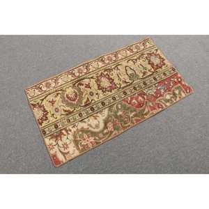 พรมตุรกีโบราณ ขนาด 1.8x3.3 ฟุต พรมขนสัตว์สีแดงลายปะติด - Product Image 4