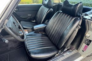 Mercedes-Benz 450SL V8 de 1978, Usado, en Buen Estado, Techo Rígido del Mismo Color, Mayormente sin Modificaciones - Product Image 5