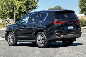 2022 Lexus LX 600 Ultra lujo - Product Image 2