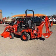 Tractor de jardín Kubota La340 4x4 con cargador frontal y retroexcavadora, color rojo, tractor de ruedas multifuncional - Product Image 3