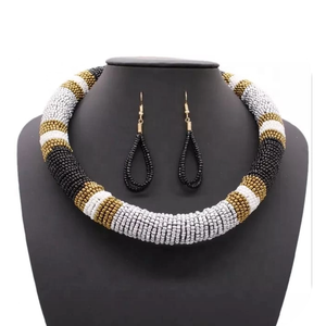 New Trending Design Cowrie <b>Shell</b> Glass Beads Embroidery <b>Necklace</b> Earrings Set Glass Beaded Jewelry Link Chain Gallery Gift - Product Image 3
