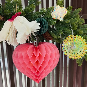 Elegant Classic Wedding Supplies Heart-Shape <b>Tissue</b> <b>Paper</b> Hanging Decoration for Christmas Wholesale - Product Image 3