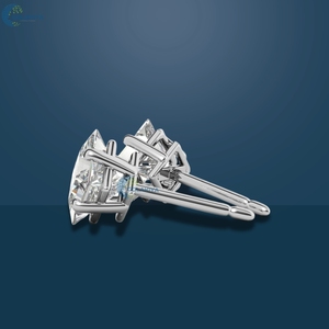 2.5TCW Princess Cut Moissanite Stud Earring Basket Prong Boucle d'oreille en argent sterling 925 Push Back - Product Image 3