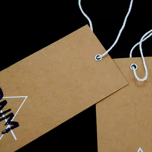 Etiquetas de tamaño colgante de papel para ropa tejidas con logotipo de lámina en relieve privado serigrafía personalizada etiquetas de lujo para ropa - Product Image 6