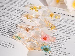 Resin <b>Book</b> <b>Page</b> Holder Finger Grip Durable Comfortable Reading Accessory Perfect For <b>Books</b> Study Materials Journals And Novels - Product Image 6