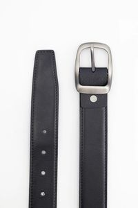 Ceintures pour hommes de luxe OEM Logo personnalisé Haute qualité en cuir véritable Style tendance Bonne qualité Boucle ardillon Ceintures personnalisées Vente en gros - Product Image 3