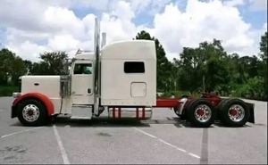 รถบรรทุก PETERBILT 2018 389 สภาพดี ใช้งานมาแล้ว พร้อมขาย มีโปรโมชั่นส่งฟรี - Product Image 5