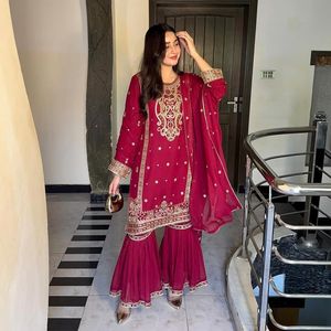 Traje Sharara rojo para mujeres pakistaníes indias, tela pura de diseño étnico Premium, ropa tradicional más vendida para ropa de fiesta - Product Image 3