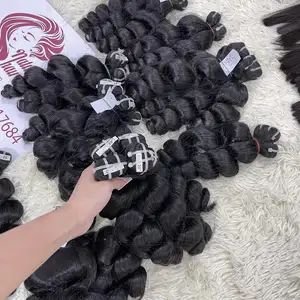 Pacotes de atacado de cabelo humano vietnamita encaracolado para mulheres negras, extensões de cabelo humano em cor natural e saltitante