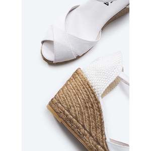Aiguablava sandalo con zeppa in tela in edizione limitata - Product Image 3
