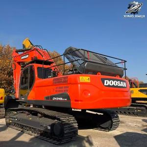 รถขุด DoosanDX345 มือสอง น้ำหนัก 34.5 ตัน บุ้งกี๋ 1.6 ลูกบาศก์เมตร แบรนด์เกาหลีแท้ รถขุดตีนตะขาบขนาดใหญ่สำหรับงานก่อสร้าง ชั่วโมงการใช้งานต่ำ ได้รับการรับรองมาตรฐาน CE - Product Image 2