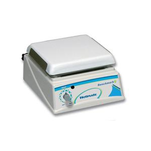 Agitateur magnétique électrique de laboratoire avec plaque chauffante 7x7 pouces Benchmark Analogue MIX1301 - Product Image 1