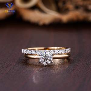 Bague en or jaune avec diamant taillé rond 0.78 TDW par Lab-Stone / Shine avec une couleur de diamants/EF-VS - Product Image 1