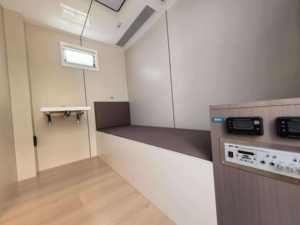 Ambulancia Médica Diésel Usada, Transmisión Automática, Longitud de 8-15 m, Personalización Disponible para Transporte de Emergencia - Product Image 4