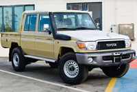Toyota Land Cruiser d'occasion en excellent état, double cabine, pick-up
