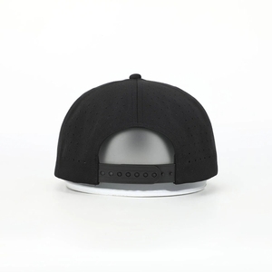 Casquette de golf personnalisée en gros avec cordon, casquette de golf 5 panneaux, patch circulaire en PVC, perforations laser, couvre-chef de performance, usine du Vietnam - Product Image 5