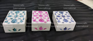 Boîte à bijoux de vadrouille en marbre au design unique avec doublure en velours doux Organisez vos bijoux de maison ou de voyage avec style - Product Image 2