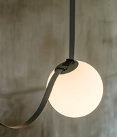 Produit populaire : Lampe sur pied moderne à rail LED pour décoration intérieure, avec télécommande