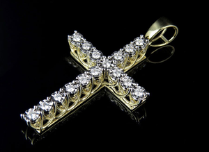 Diamant taille ronde clouté en argent sterling S925 pendentif croix charme élégant Moissanite Design cadeau pour tout le monde - Product Image 6