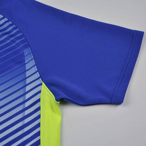 Conjunto de camiseta y pantalones cortos de fútbol personalizable con impresión por sublimación para el uniforme de fútbol por sublimación del Club Escolar del equipo - Product Image 2