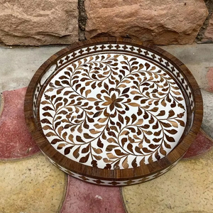 Plateau de service rectangulaire en bois naturel moderne pour la maison et la cuisine Plateau de nourriture en bois - Product Image 1