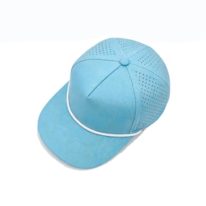 Gorra de Golf Personalizada de Marca Privada, 5 Paneles, Orificios Cortados con Láser, Cierre a Presión, Logotipo Bordado Personalizado con Cuerda, Fabricación en Vietnam OEM - Product Image 5