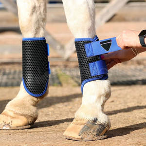 Precio al por mayor, botas de cepillado de caballos, cómodas botas de cepillado de caballos hechas en Pakistán con diseño personalizado - Product Image 2