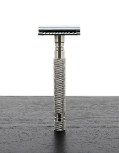 Maquinilla de afeitar en húmedo profesional Classic Collection Razor 78S, Acero Inoxidable. Hecho por Zarnab quirúrgico - Product Image 2