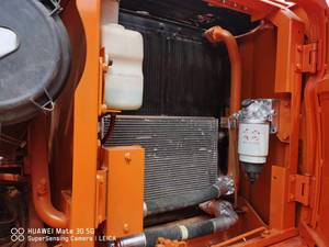 Excavatrice d'occasion Doosan DX140 14T de Shanghai, Chine, capacité de 1,28 m³, moteur et pompe d'origine, poids opérationnel de 14 tonnes - Product Image 2