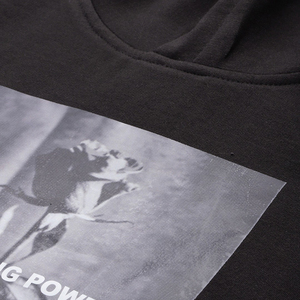 เสื้อฮู้ดดี้ผู้ชายคุณภาพดี ดีไซน์ใหม่ ปี 2025 ผลิตในปากีสถาน ผ้าฟลีซเนื้อหนา แบบเรียบ ไม่มีลาย ขายส่ง - Product Image 3