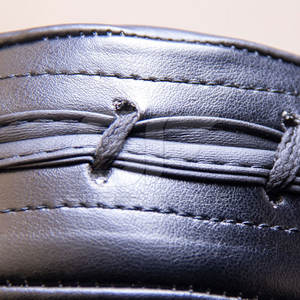 นวมชกมวยหนัง PU ทนทานสำหรับฝึกซ้อมฝึกซ้อมกีฬาซ้อมคิกบ็อกซิ่งและศิลปะการต่อสู้ - Product Image 3