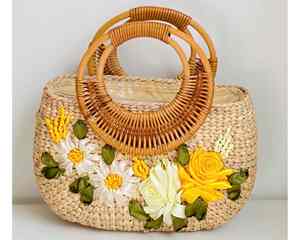 Bolsa de jacinto de agua hecha en Vietnam para trajes de estilo costero Bolsa de jacinto de agua disponible a granel para cadenas minoristas en todo el mundo - Product Image 1