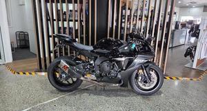 Motocicleta Deportiva Usada 2024 R1 1000cc, Refrigeración Líquida, 6 Velocidades, ABS, Gasolina, Ideal para Conducción a Alta Velocidad y Entusiastas de las Pistas - Product Image 6