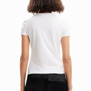 Camisetas ajustadas de cuello redondo con estampado personalizado OEM para mujer, camisetas transpirables de diamantes de imitación de alta calidad - Product Image 3