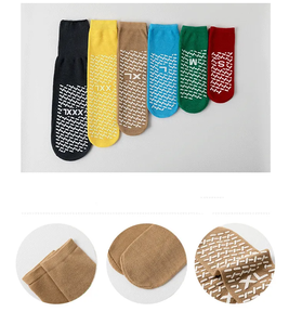 Calcetines antideslizantes bordados con logotipo personalizado para Pilates, Yoga, Barre, entrenamiento, algodón, agarre de tripulación, calcetines de Yoga para Pilates para mujer - Product Image 3