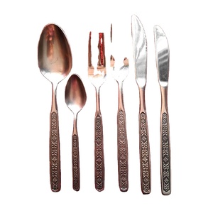 Ensemble de couverts de style occidental à poignée faite à la main en acier inoxydable argenté pour la maison mariage hôtel restaurant pour le dos école - Product Image 1