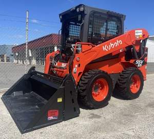 Kubota SSV65 Skidsteer Loader Mini chargeuse sur pneus avec composants centraux Moteur PLC pour tracteur Log Applications de chargement frontal - Product Image 2