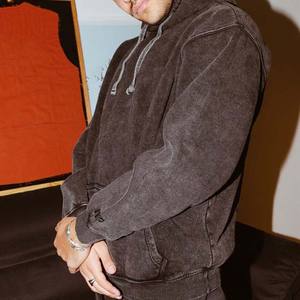 OEM vente en gros femmes crop gym sweat à capuche personnalisé de haute qualité vente chaude femmes sweat à capuche ample respirant avec logo personnalisé - Product Image 2