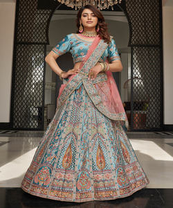 Vente en gros à la mode soie Lehenga Choli Georgette broderie séquence travailler avec Dupatta fête ethnique porter vêtement ApparelGarment - Product Image 3