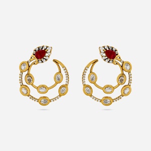 ต่างหูแบบ Kundan รุ่น 189222 ประดับมุกน้ำจืดทรงกลม ดีไซน์ทันสมัย ทำจากทองเหลืองและโลหะผสมสังกะสี เหมาะสำหรับงานแต่งงานและงานปาร์ตี้ - Product Image 1