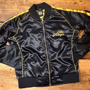 Vente en gros de blouson aviateur en satin avec logo personnalisé Design streetwear vintage pour femmes hommes printemps hiver à la mode universitaire grande taille - Product Image 6