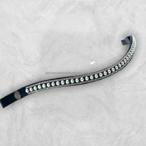 Fancy 3 líneas de cristal y Gris perla Diamante Chain Mega Bling Custom Made Black Curved Leather Horse Brow Band en Full Cob - Product Image 4