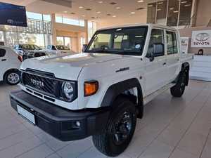 4.2L/2015/2016/2021/2022/2025 d'occasion Toyota LandCruisers Pickup 4x4 à vendre-Toyota LandCruisers d'occasion Série 70 à faible kilométrage - Product Image 6